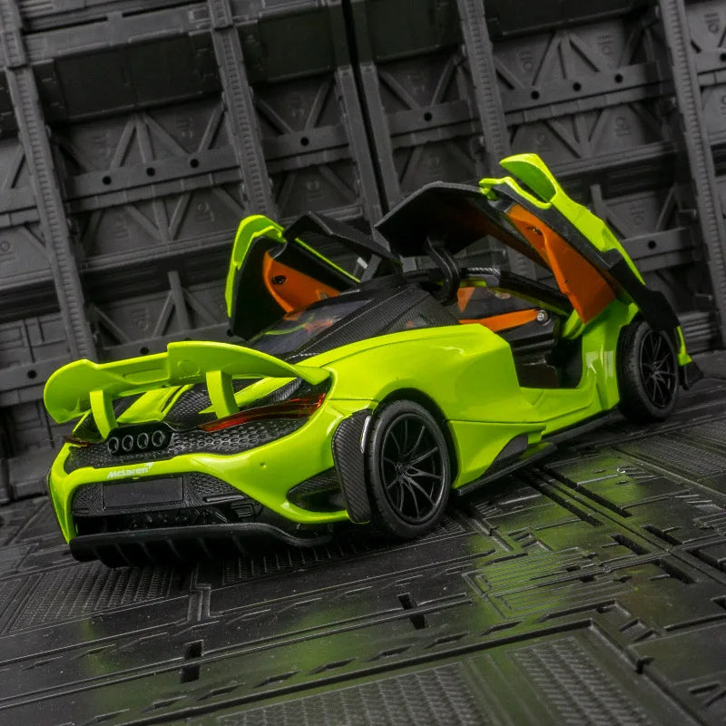 McLaren 765LT 1:24