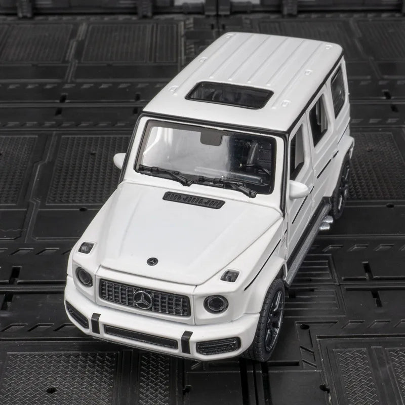 Mercedes Benz G63 1:32
