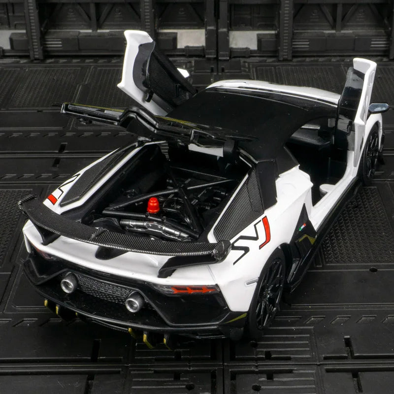 Lamborghini Aventado SVJ 1:24