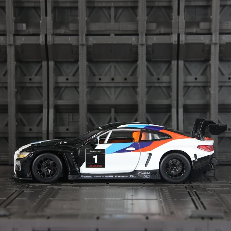 BMW M4 GT3 1:24