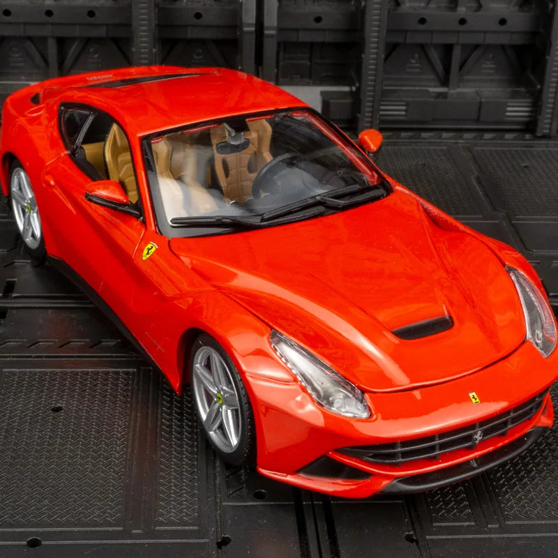 Ferrari F12 berlinetta 1:24  Bburago