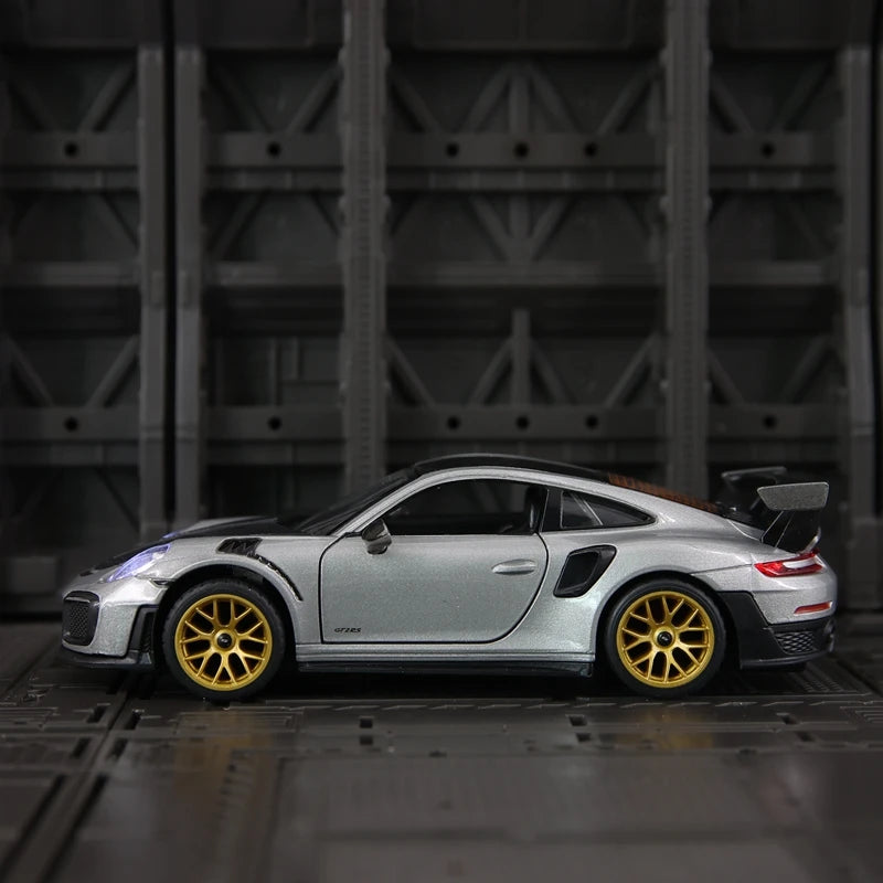 Porsche 911 GT2 RS 1:32