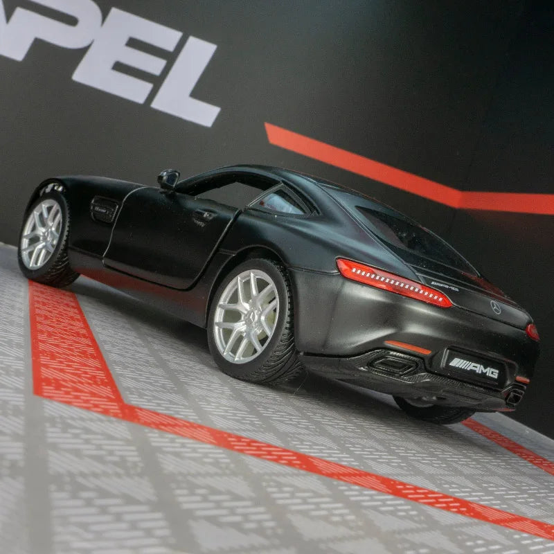 Mercedes Benz GTS 1:24