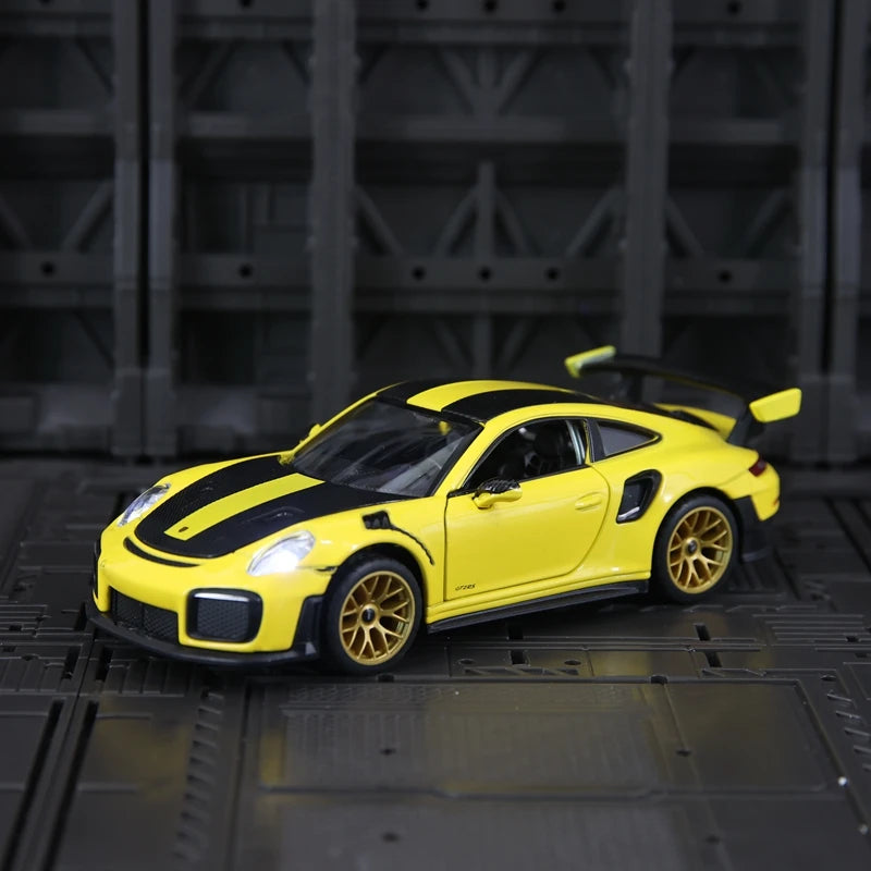 Porsche 911 GT2 RS 1:32