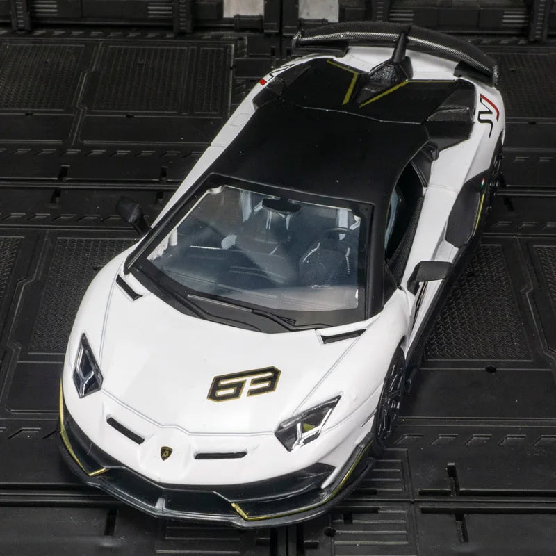 Lamborghini Aventado SVJ 1:24