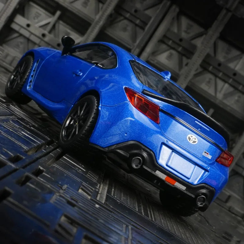 Toyota GR86 1:28