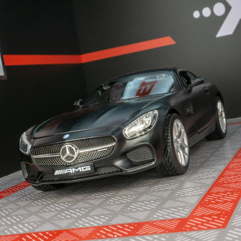 Mercedes Benz GTS 1:24